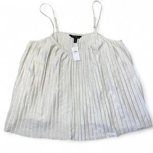 Banana Republic Pleated Tank Top Medium NWT Cami Adjustable Straps
